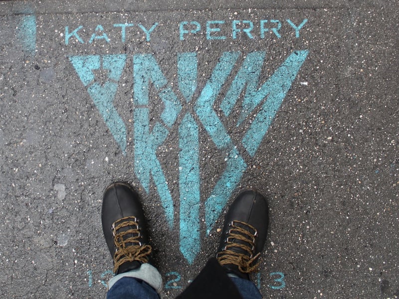 Katy Perry and Taylor Swift